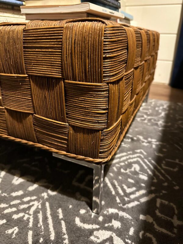 MESA de centro — Rattan trabalhado em xadrez — Pés de inox - Image 3