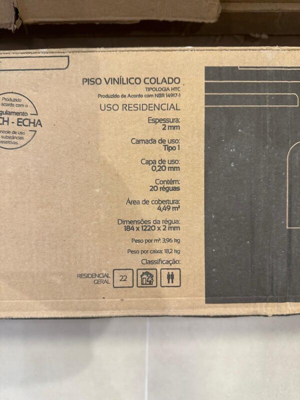 PISO VINÍLICO NOVO — Marca Arquitech — Linha Magnifique — Cor Margot — 2mm de espessura — Total de 17,96m² de cobertura - Image 2