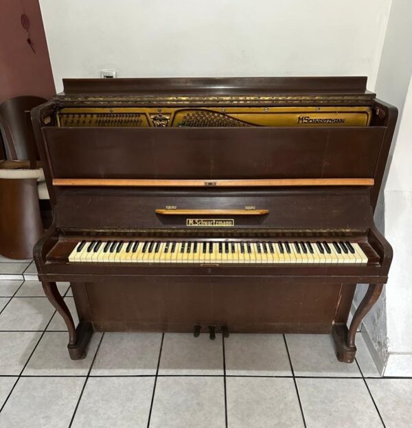 PIANO tipo armário — Anos 1960 — Imbuia — M Schwartzmann - Image 7