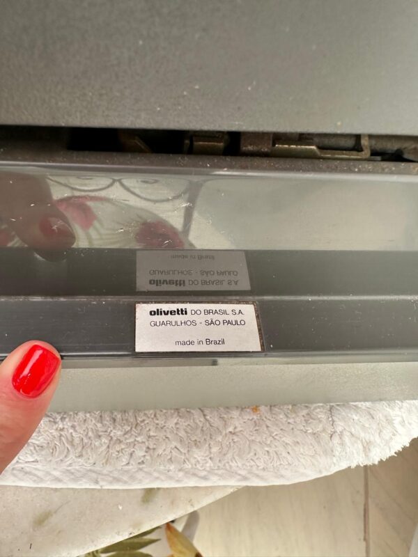 MÁQUINA DE ESCREVER antiga — Olivetti Linea 98 - Image 2