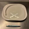 11 PRATOS BRANCOS COM APOIO PARA HASHI - OXFORD