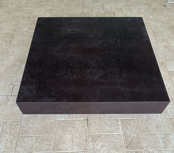 MESA DE CENTRO — COURO CROCODILO — MARROM - Image 3