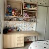 CONJUNTO MDF + METALON — BALCÃO COM PORTAS + GAVETAS + ESCRIVANINHA QUE VIRA PENTEADEIRA + CABIDEIRO DE PAREDE + PRATELEIRA INTEIRA + 8 NICHOS EM DIFERENTES TAMANHOS