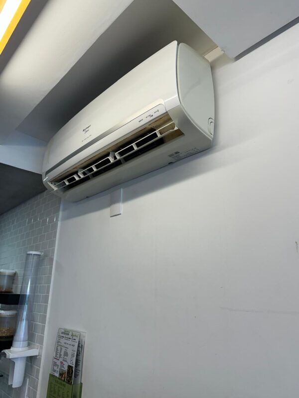 AR CONDICIONADO — MIDEA — INVERTER — FRIO — 18 MIL BTUs - Image 4