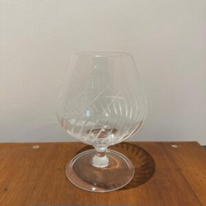 TAÇAS CRISTAL LAPIDADO STRAUSS — CONHAQUE GRANDE — LOTE ÚNICO COM 11 UNIDADES  - P003.509