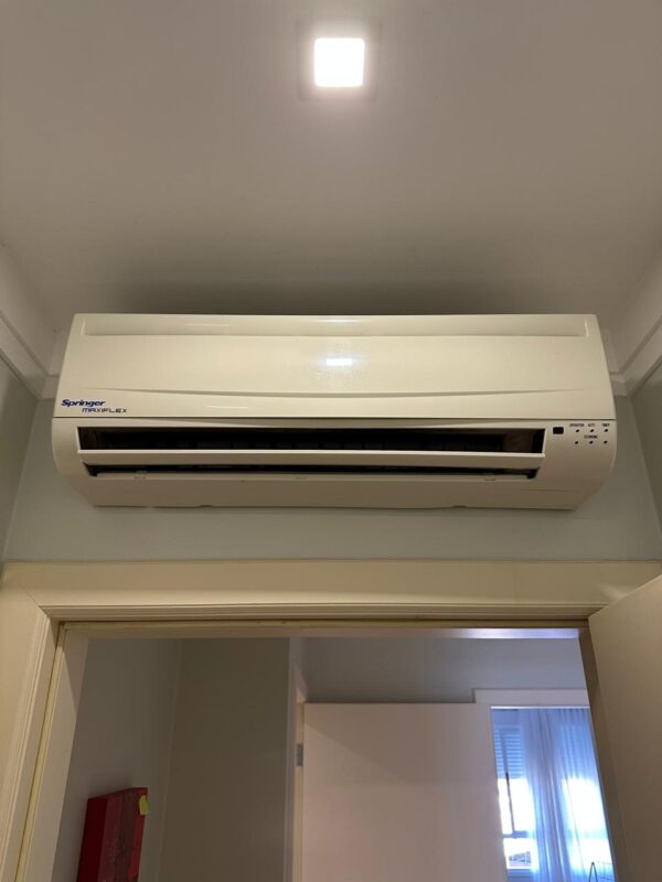AR CONDICIONADO SPRINGER — CARRIER — 9 MIL BTUs — FRIO