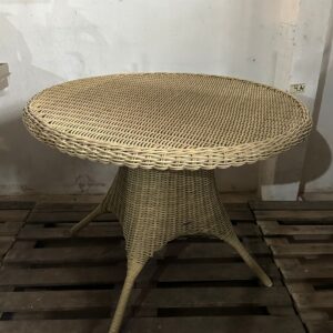 MESA PARA ÁREA EXTERNA EM FIBRA SINTÉTICA - MARCA: GREENHOUSE