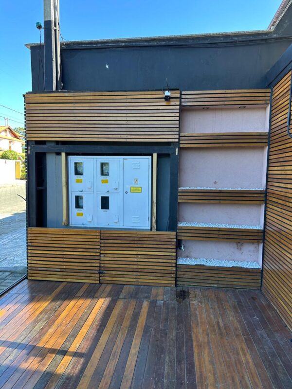 10 m² DECK RIPADO EM GARAPEIRA 