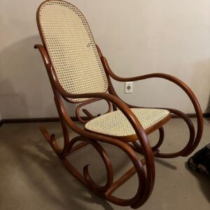 CADEIRA DE BALANÇO — THONART — TODA ORIGINAL - S048.18