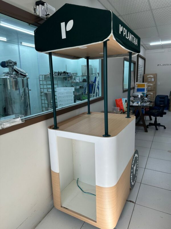 CARRINHO EXPOSITOR — TODO EM MDF — CONEXÃO ELÉTRICA — NICHO PARA FRIGOBAR — ARMARINHO DO TIPO DE AEROMOÇA — COBERTURA COM TECIDO - Image 5