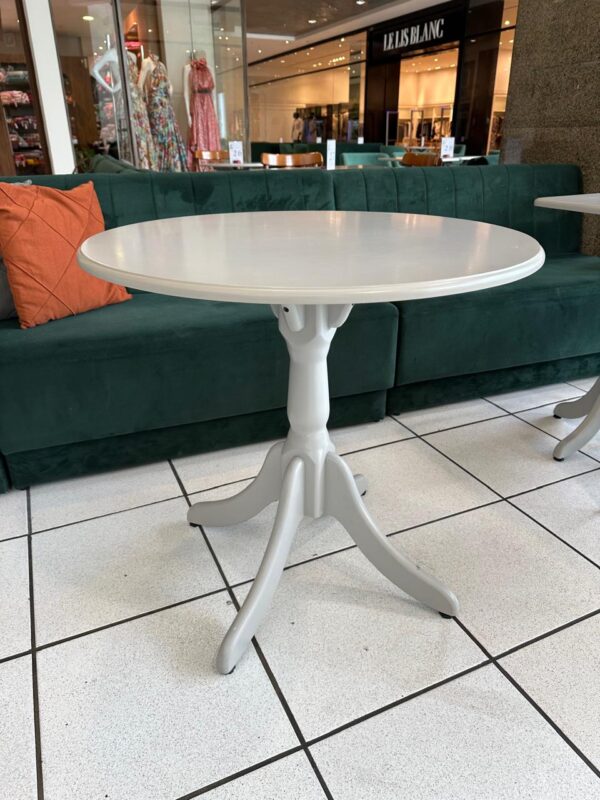 6 MESAS REDONDAS PEQUENINHAS PARA AQUELE CAFEZINHO — LACA CINZA CLARO — Preço por unidade - Image 2