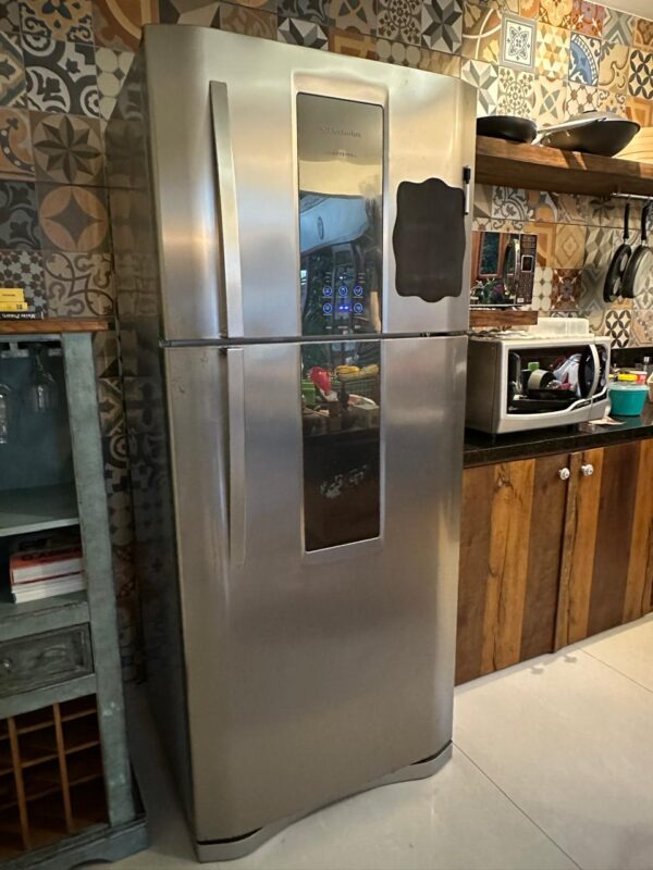 GELADEIRA — ELECTROLUX — MODELO INFINITY — INOX — 553 LITROS