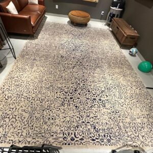 TAPETE LINDO ! - BY KAMY - TOQUE DELICIOSO E MUITO MALEÁVEL - CORES AZUL E CREME — G055.12