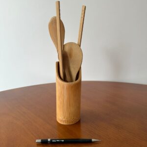 SUPORTE TALHERES BAMBU + 03 COLHERES + 01 PINÇA GRANDE - R083.13