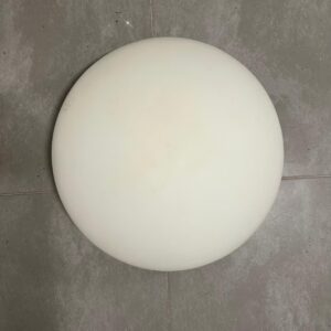 BELÍSSIMAS ! - 2 LUMINÁRIAS PLAFON - MODELO LUA 1147 - MARCA OUSE - GRANDES, ENORMES... PARECEM UMA LUA CHEIA, REALMENTE - SÃO 2 PEÇAS IGUAIS E JÁ ESTÃO DESINSTALADAS - Valor por peça — G030.304