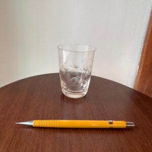 CRISTAL - COPOS - LOTE ÚNICO - 5 COPOS BAIXOS - PARA SUCO OU PORTO - LAPIDAÇÃO AZEITONA — R065.121