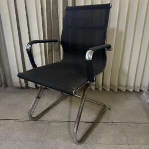 2 CADEIRAS FIXAS DE ESCRITÓRIO - PARA CLIENTES - Valor por peça — L085.208