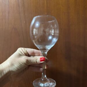 LOTE ÚNICO DE 5 TAÇAS DE VINHO DE VIDRO — B045.222