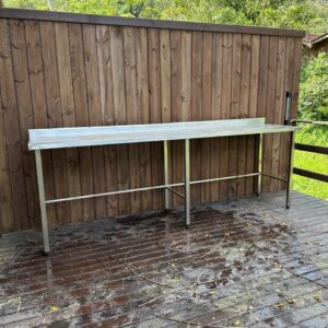 BANCADA SECA LONGA COM RODAPIA — N021.06