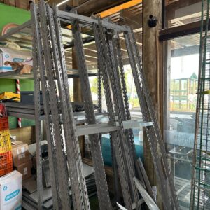 2 ESTANTES DE FERRO GALVANIZADO CINZA PARA ESTOQUE - Valor por peça — N021.12