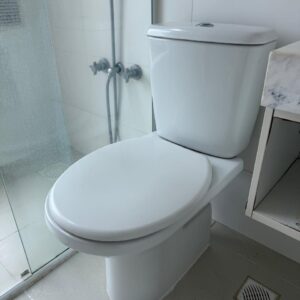 2 VASOS SANITÁRIOS + CAIXA ACOPLADA - DECA - Valor por peça — D067.03