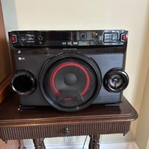 APARELHO DE SOM - LG - XBOOM - CUBE — V010.36