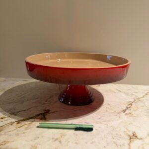 PRATO DE BOLO = OU FRUTEIRA = LE CREUSET - CERÂMICA PURA — C088.10