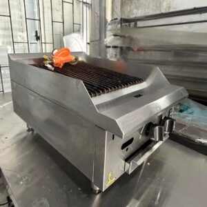 CHAR-BROILLER + BANCADA INOX 304 - VENÂNCIO - À GÁS - ANO 2023 — C066.305