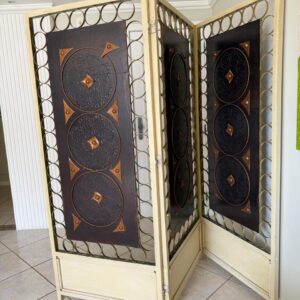 BIOMBO DE FERRO - 3 FOLHAS - DETALHES EM COURO E COBRE — J069.21