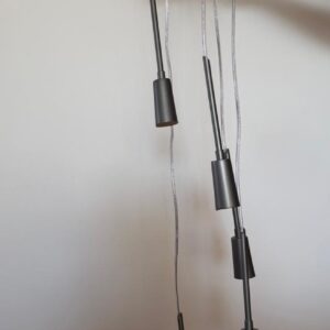 LUMINÁRIA PENDENTE - METAL - COR CHUMBO - 5 PINGENTES — M140.04