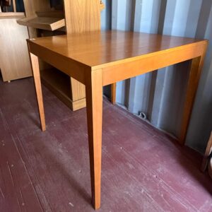 2 MESAS MADEIRA - QUADRADAS - TOK STOK - MODELO NOAH - Valor por peça — R095.24