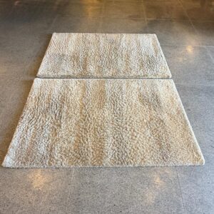 2 TAPETES - PELO ALTO - TOM CHAMPAGNE - Valor por peça — F060.100