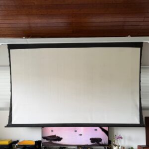 TELÃO AUTOMATIZADO - CONTROLE REMOTO - 110 POLEGADAS — A126.16