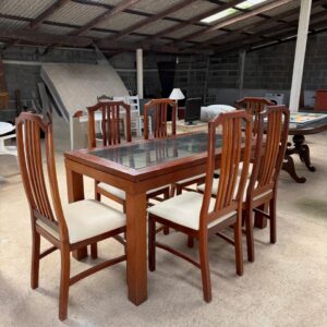 CONJUNTO DE JANTAR - MESA MADEIRA MACIÇA + PARTE LAMINADA + TAMPO CENTRAL DE VIDRO + 6 CADEIRAS ESPALDAR ALTO — L079.109