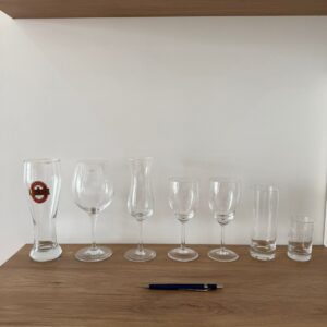 CONJUNTO COM 07 COPOS DIVERSOS — A128.10