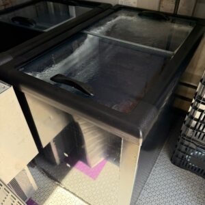 FREEZER HORIZONTAL - 310 LITROS - PRETO - GELOPAR — R097.05