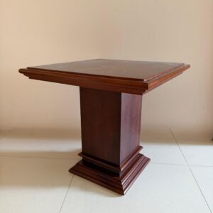 MESINHA LATERAL QUADRADA - MADEIRA + LÂMINA DE MADEIRA - ENVERNIZADA — M144.14