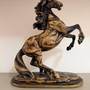 ESCULTURA CAVALO - GESSO — M144.23