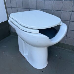 VASO SANITÁRIO - PCD - VOGUE PLUS CONFORTO P51 - BRANCO - MARCA: DECA — K025.01