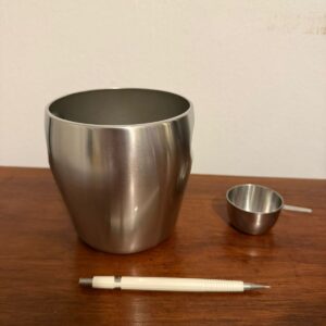 BALDE DE GELO EM INOX + DOSADOR — T001.210