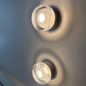 PAR DE ARANDELAS SOLITÁRIO CRISTAL - WALDIR JUNIOR — G050.100