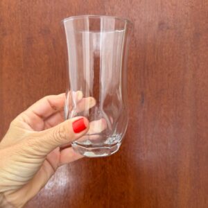 LOTE ÚNICO: 5 COPOS ALTOS - VIDRO - CHANFRADOS — S086.87