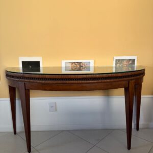 APARADOR ARTEFACTO - MADEIRA + FIBRA + FIBRA — O017.102