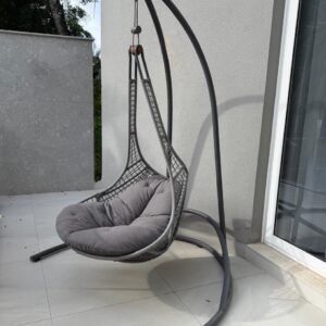 PEÇA ASSINADA ! - ÁREA EXTERNA - BALANÇO "GOTA SUSPENSA" - DESIGNERS LATTOOG - COMPRADO NA STUDIO AMBIENTES - ALUMÍNIO + TECIDO IMPERMEÁVEL + CORDA NÁUTICA + MUITO CONFORTO — M151.01