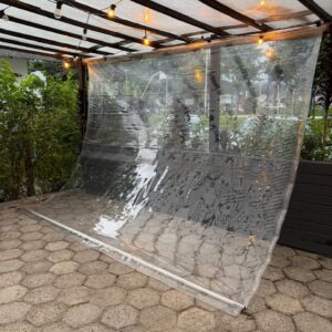 CORTINA PLÁSTICA DE ROLO - MANUAL - ROBUSTA - VARÃO FERRO — V048.12