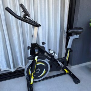 LOTE ÚNICO ! MANTA TÉRMICA GRANDE ESTEK + BOLA PILATES + BOMBA + BIKE ERGOMÉTRICA WCT FITNESS — A135.16