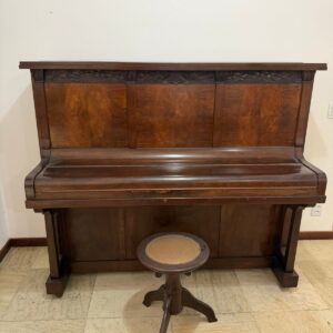 PIANO ESSENFELDER — I030.07