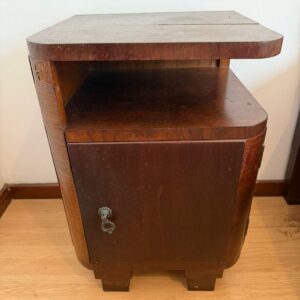 02 MESAS LATERAIS ANTIGAS — I030.22