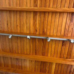 LOTE ÚNICO! 3 TRILHOS COM 3 e 5 SPOTS CADA - MARCA RIO — C065.311