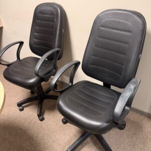 CADEIRA ESCRITÓRIO - PRESIDENTE — M152.07